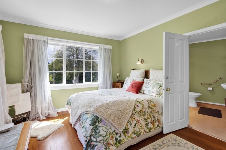 Photo of property in 5171b Mountain Road, Eltham, 4398