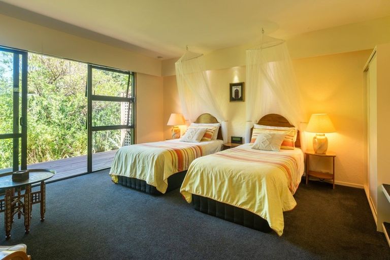 Photo of property in Twin Waters Lodge, 30 Totara Avenue, Collingwood, 7073