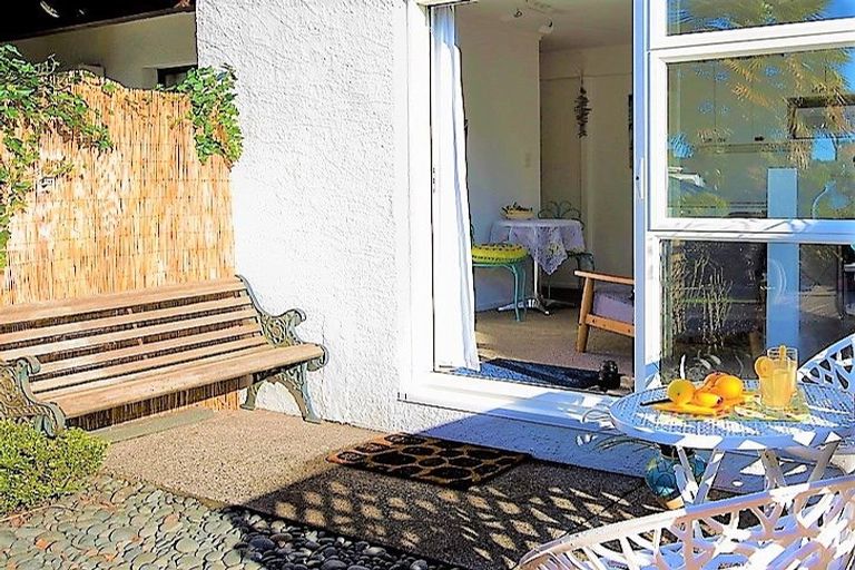 Photo of property in 25 Windmill Road, Mount Eden, Auckland, 1024