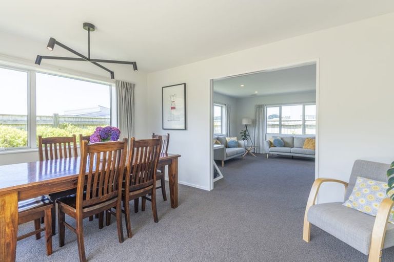 Photo of property in 4 Foxham Terrace, Churton Park, Wellington, 6037