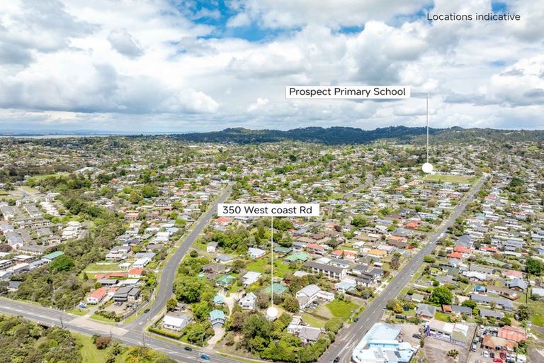 Photo of property in 350 West Coast Road, Glen Eden, Auckland, 0602