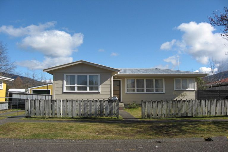 Photo of property in 45 Maria Place, Turangi, 3334