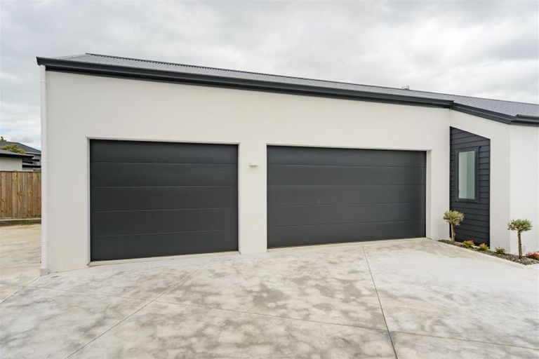 Photo of property in 92 Jickell Street, Hokowhitu, Palmerston North, 4410