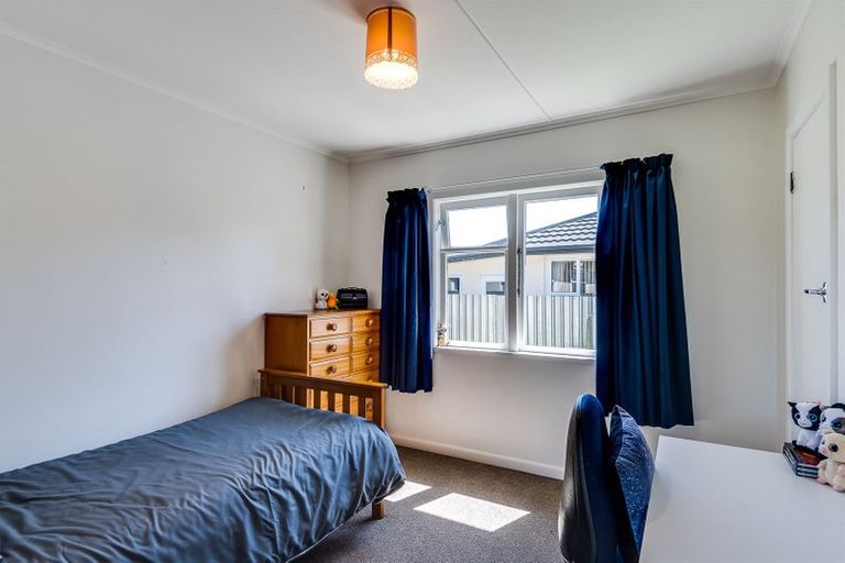 Photo of property in 20 Chester Street, Taradale, Napier, 4112