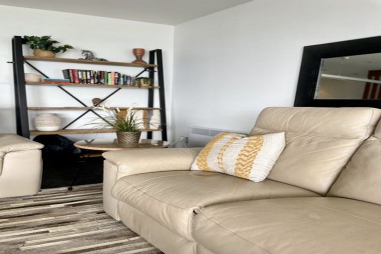 Photo of property in Piermont Apartments, 7b/82 Cable Street, Te Aro, Wellington, 6011