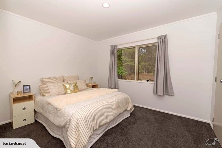 Photo of property in 329 Taiapa Road, Muriwai, Waimauku, 0881