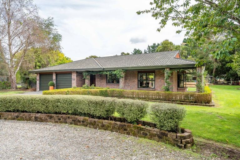 Photo of property in 71 Railway Road, Dalefield, Carterton, 5791