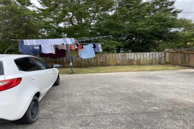 Photo of property in 27a Captain Scott Road, Glen Eden, Auckland, 0602