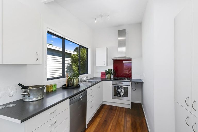 Photo of property in 39 Buckley Road, Southgate, Wellington, 6023