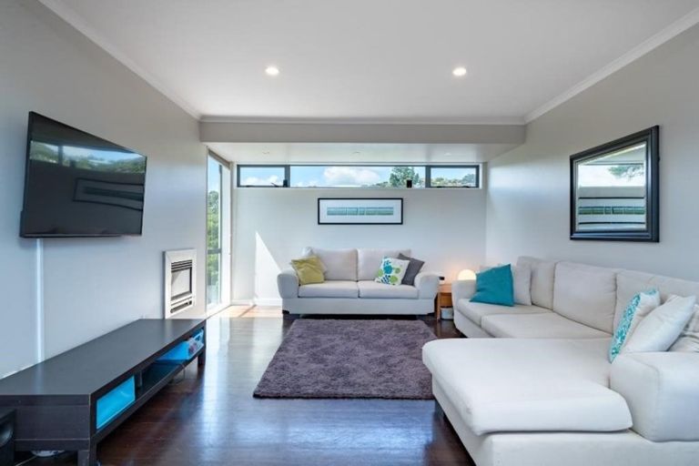 Photo of property in 29 Kiriwai Road, Paremata, Porirua, 5024