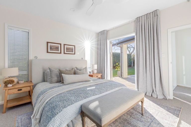 Photo of property in 1 Norfolk Drive, Cambridge, 3434