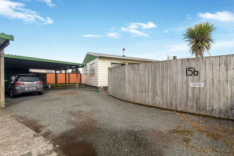 Photo of property in 15 Matthew Place, Kawaha Point, Rotorua, 3010