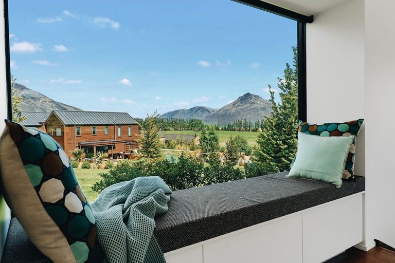 Photo of property in 41 Mcadam Drive, Jacks Point, Queenstown, 9371