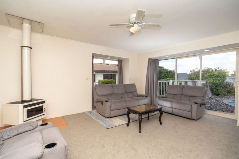 Photo of property in 55 Lansdowne Crescent, Glenview, Hamilton, 3206