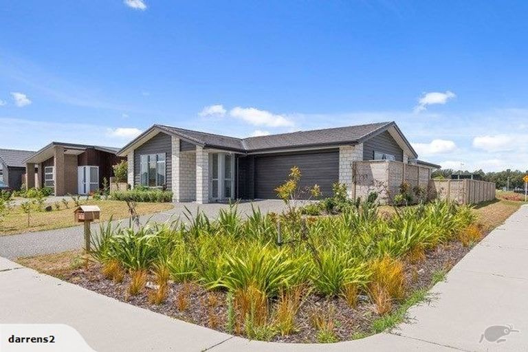 Photo of property in 2 Plantation Way, Papamoa, 3118