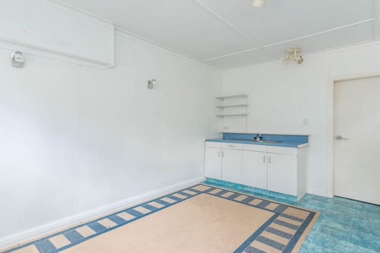 Photo of property in 49 Whatipu Road, Huia, Auckland, 0604