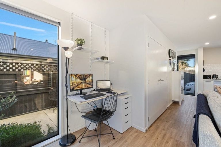 Photo of property in 4/102 Creyke Road, Ilam, Christchurch, 8041