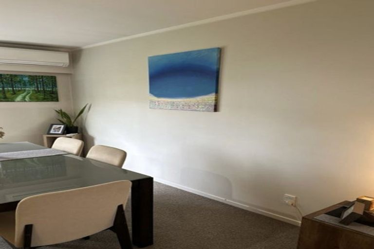Photo of property in 2/10 Marsden Avenue, Mount Eden, Auckland, 1024