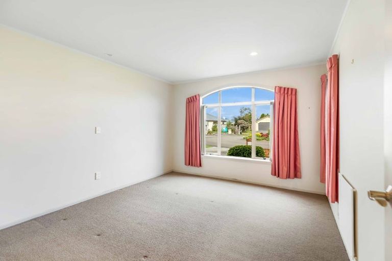 Photo of property in 7 Corfe Castle Lane, Levin, 5510