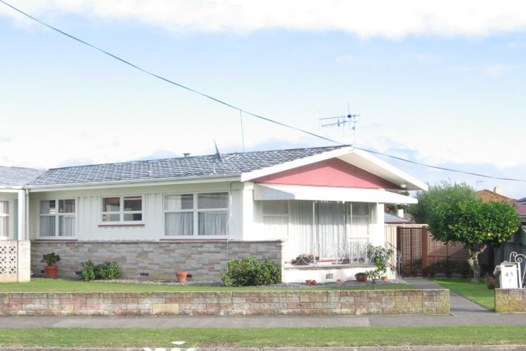 Photo of property in 2/43 Riverbend Road, Onekawa, Napier, 4110