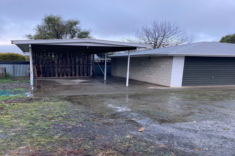 Photo of property in 2 Grace Street, Waimate, 7924