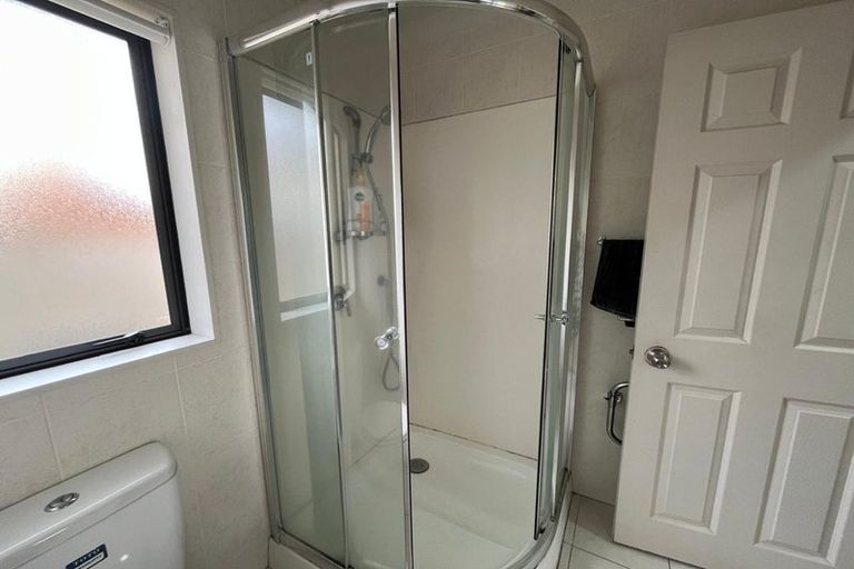 Photo of property in 98 Meadowland Drive, Somerville, Auckland, 2014