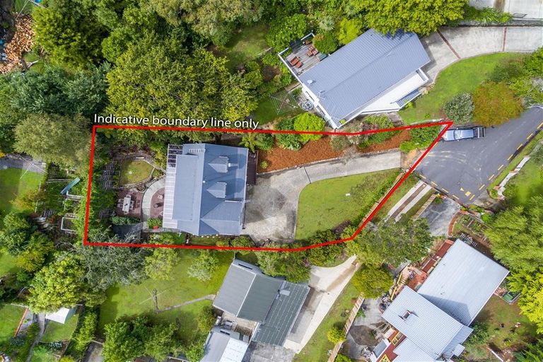 Photo of property in 6 Goodwin Place, Pinehaven, Upper Hutt, 5019