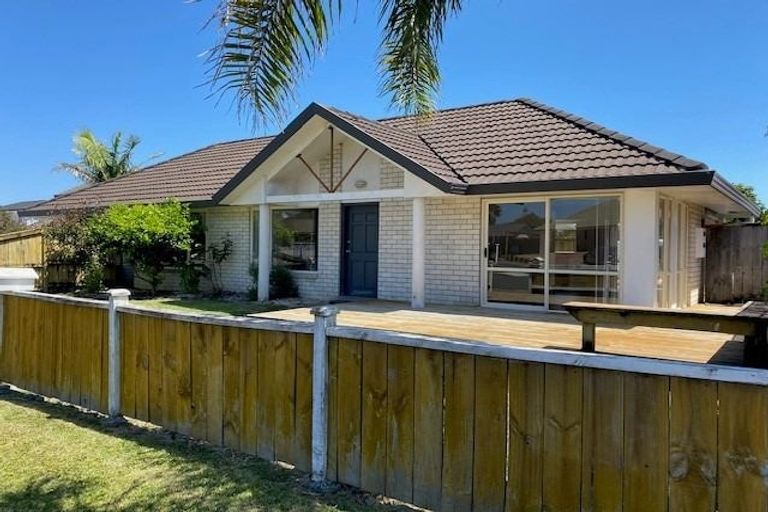 Photo of property in 1/7 Nakhle Place, Manurewa, Auckland, 2105