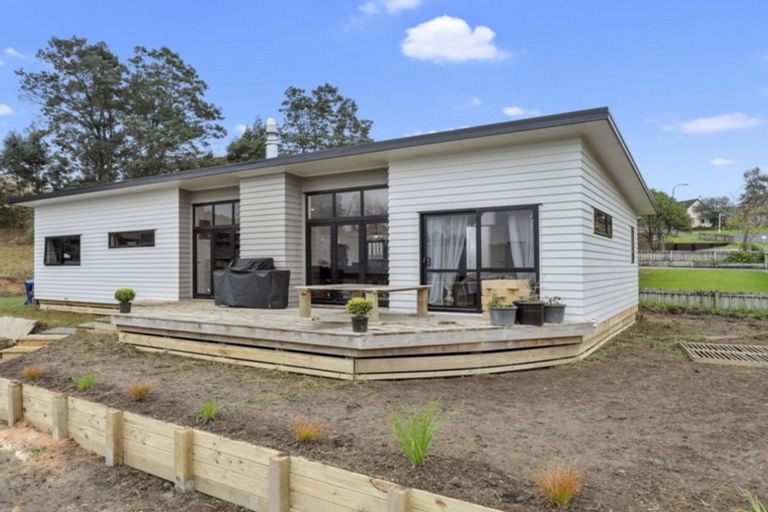 Photo of property in 24 Hartis Avenue, Huntly, 3700
