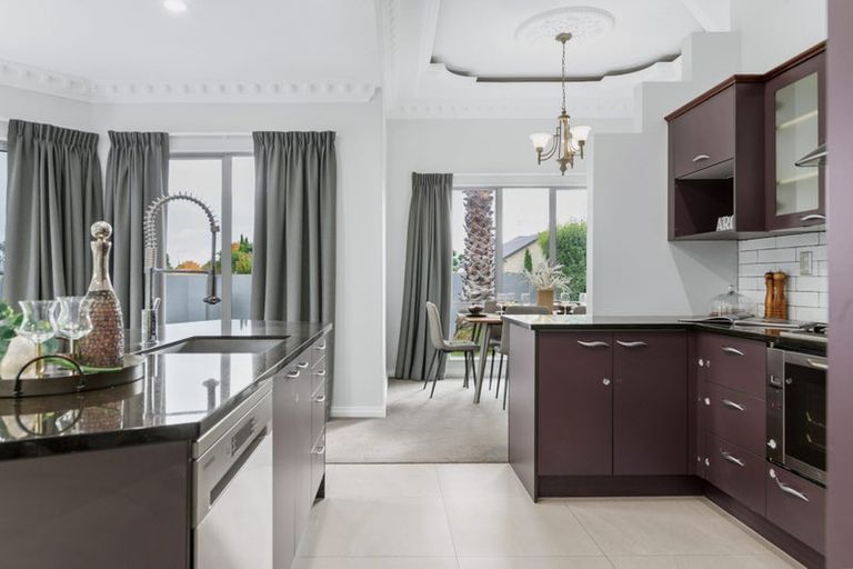 Photo of property in 39 Caversham Drive, Rototuna, Hamilton, 3210