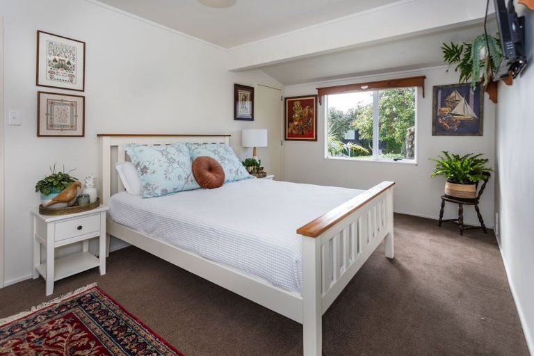 Photo of property in 19 Grange Road, Hahei, Whitianga, 3591