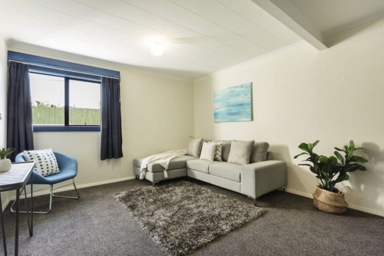 Photo of property in 30 Middleton Road, Kew, Dunedin, 9012