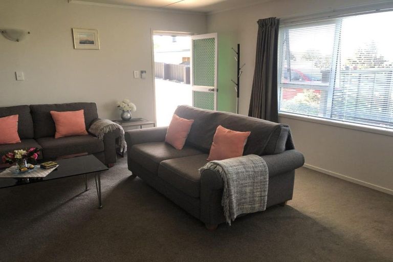 Photo of property in 1/2 Ormiston Road, Onerahi, Whangarei, 0110