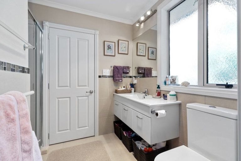 Photo of property in 11/17 Simmonds Grove, Greerton, Tauranga, 3112