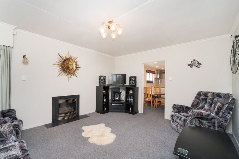 Photo of property in 24 Anakiwa Street, Kelvin Grove, Palmerston North, 4414