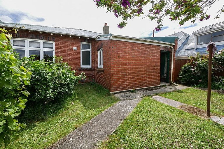 Photo of property in 61 Grange Street, North Dunedin, Dunedin, 9016