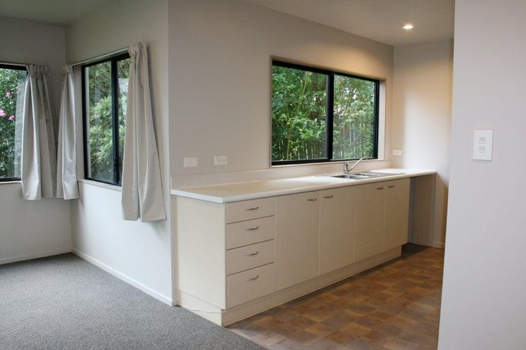 Photo of property in 46 Evans Road, Glen Eden, Auckland, 0602