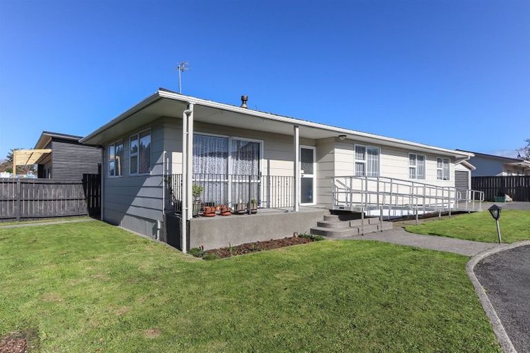 Photo of property in 56 Matai Street, Inglewood, 4330