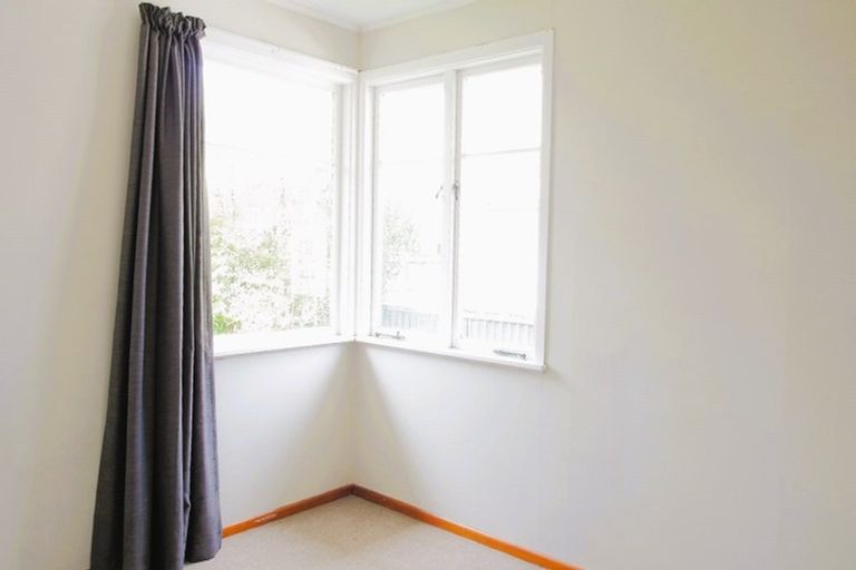Photo of property in 36 Kettle Avenue, Awapuni, Palmerston North, 4412