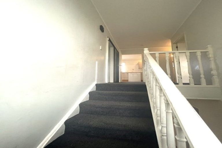 Photo of property in 35 Kirby Street, Glendene, Auckland, 0602