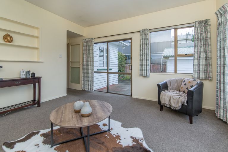Photo of property in 44 Windermere Road, Papanui, Christchurch, 8053