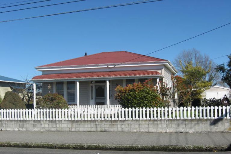 Photo of property in 83 Pembroke Street, Carterton, 5713