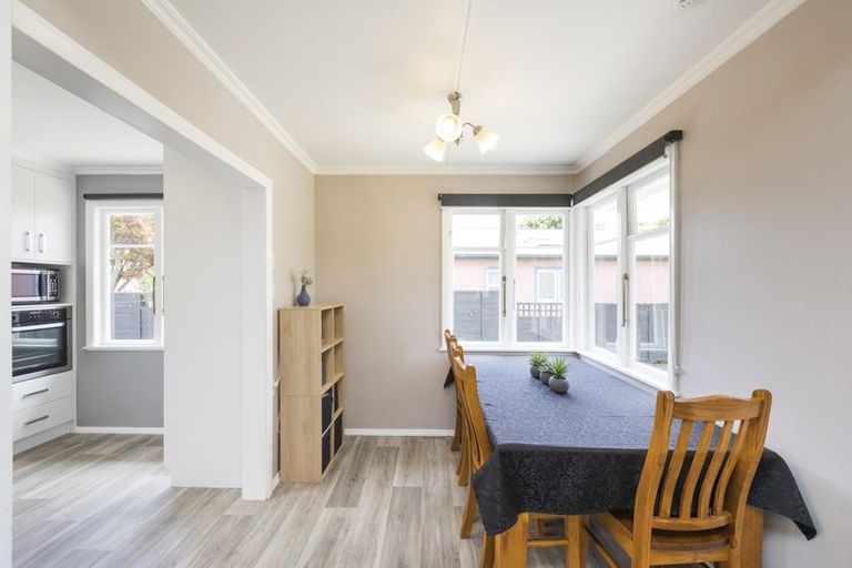 Photo of property in 7 Norwich Place, Awapuni, Palmerston North, 4412