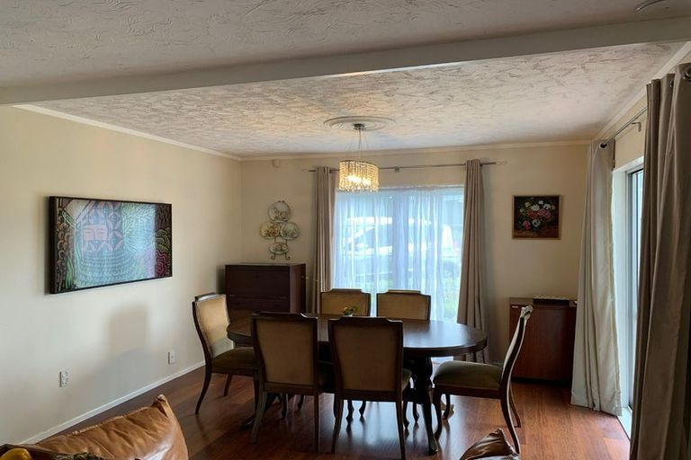 Photo of property in 27 Abilene Crescent, Churton Park, Wellington, 6037