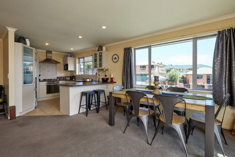 Photo of property in 4 Fyffe Avenue, Kaikoura, 7300