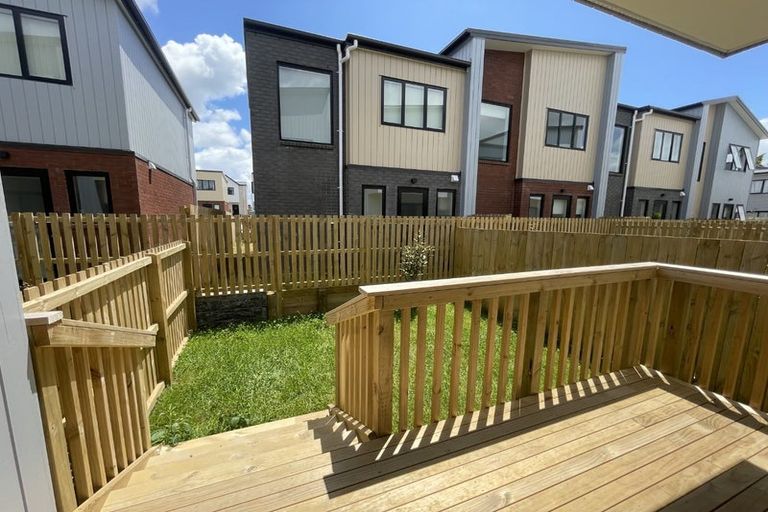 Photo of property in 9 Aumarire Lane, Favona, Auckland, 2024