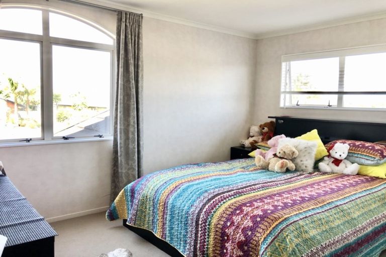 Photo of property in 175 Wattle Farm Road, Wattle Downs, Auckland, 2103