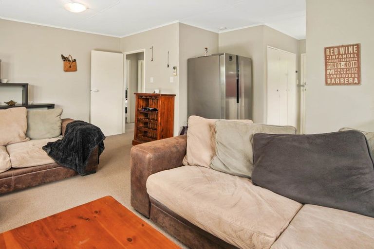 Photo of property in 2/30 Leicester Street, Stoke, Nelson, 7011