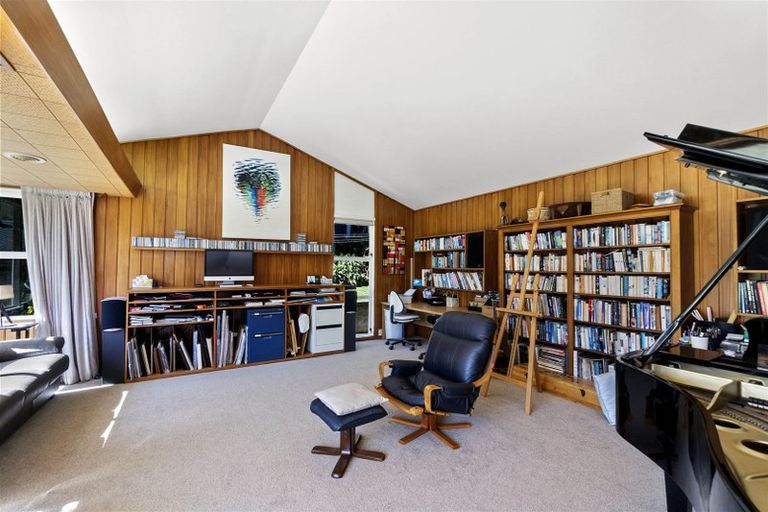 Photo of property in 6 Woodstock Road, Fairfield, Hamilton, 3214