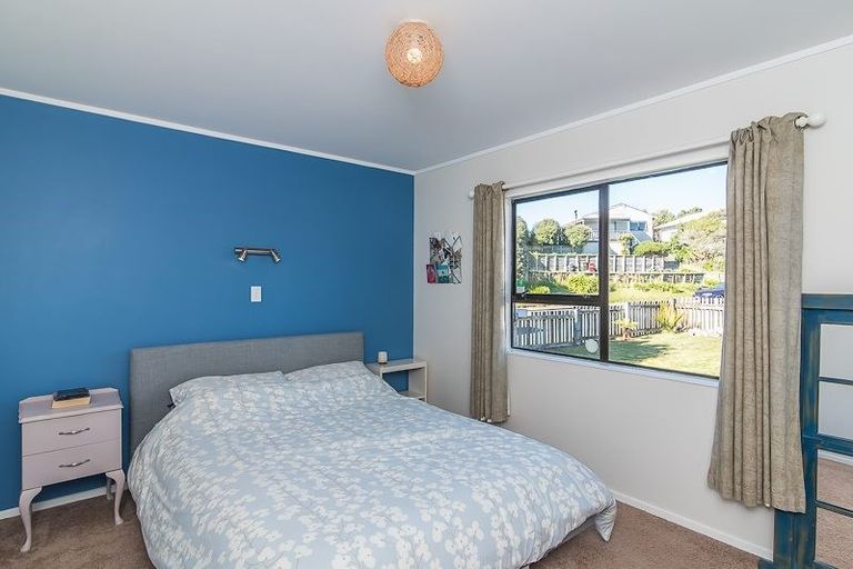 Photo of property in 21 Pitoitoi Street, Otaihanga, Paraparaumu, 5036